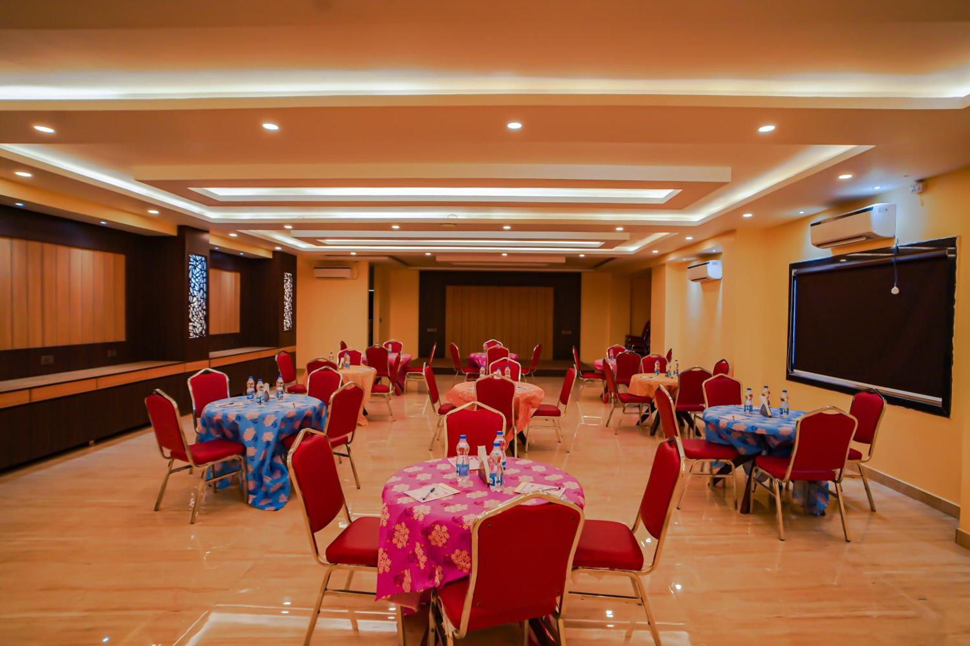 Prasant On Beach Resort !! Lift - Wifi -Restaurant-Parking Facilities-Newly Decorated Room !! Mandarmani Luaran gambar