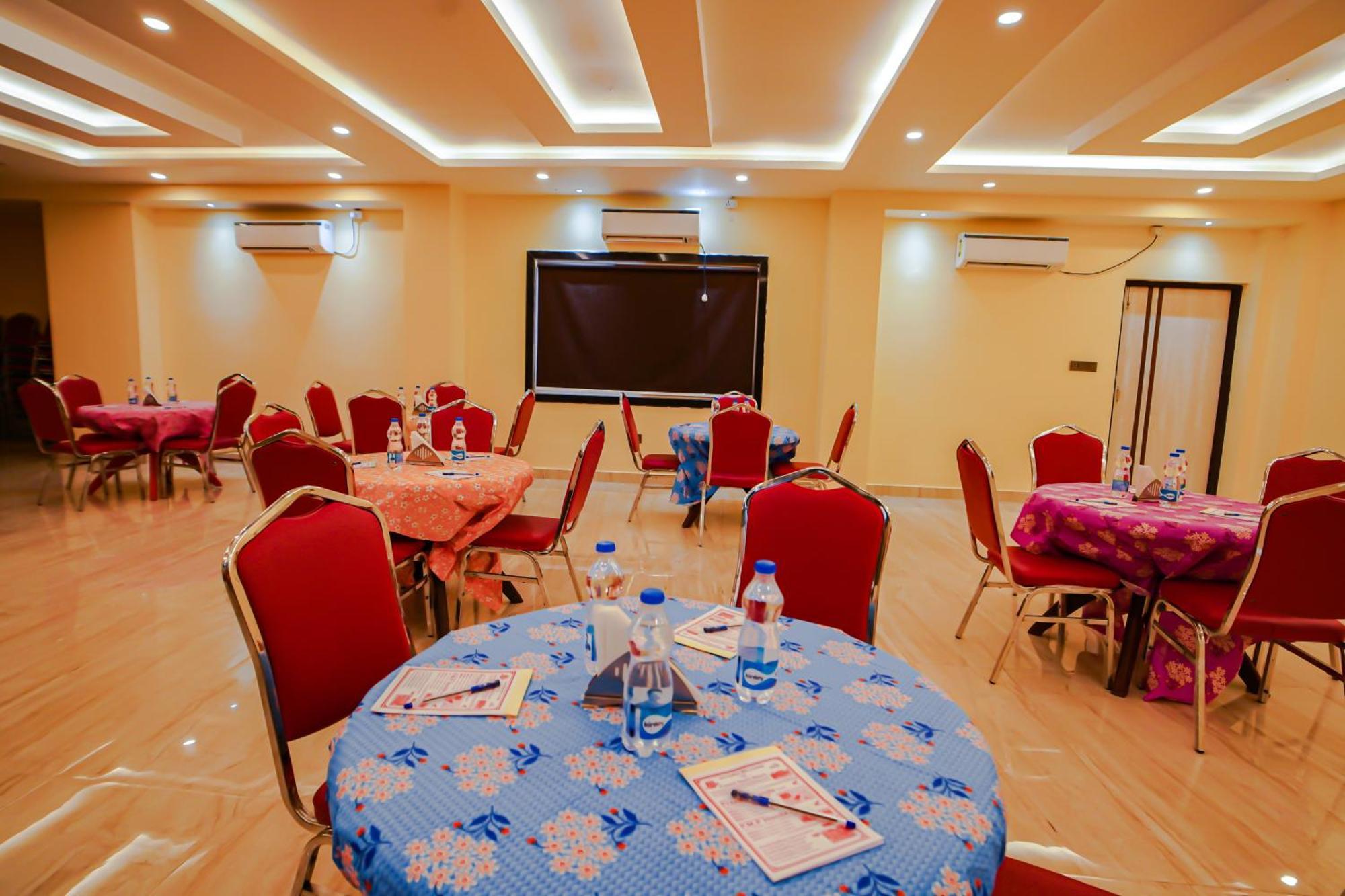 Prasant On Beach Resort !! Lift - Wifi -Restaurant-Parking Facilities-Newly Decorated Room !! Mandarmani Luaran gambar