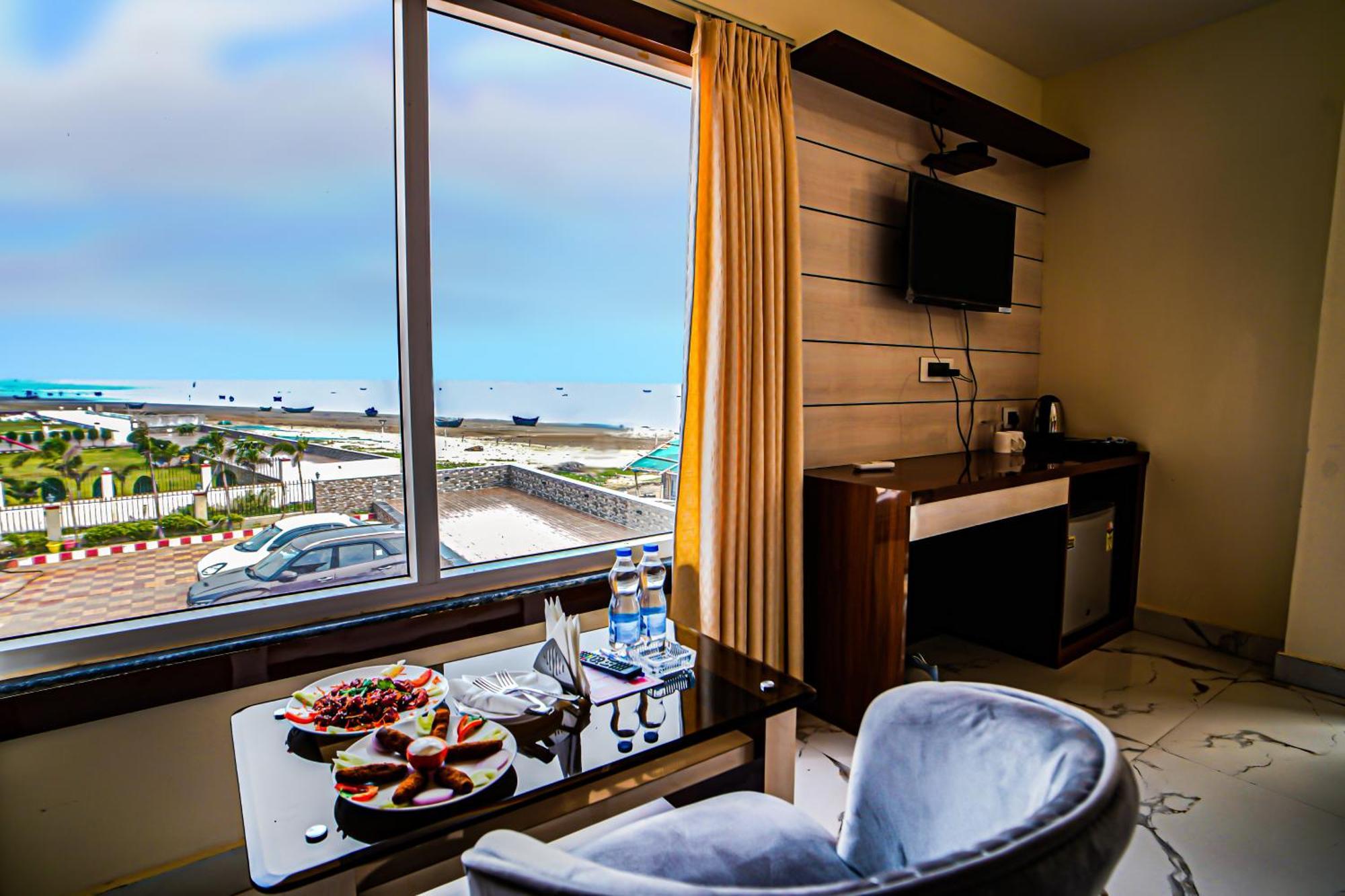 Prasant On Beach Resort !! Lift - Wifi -Restaurant-Parking Facilities-Newly Decorated Room !! Mandarmani Luaran gambar