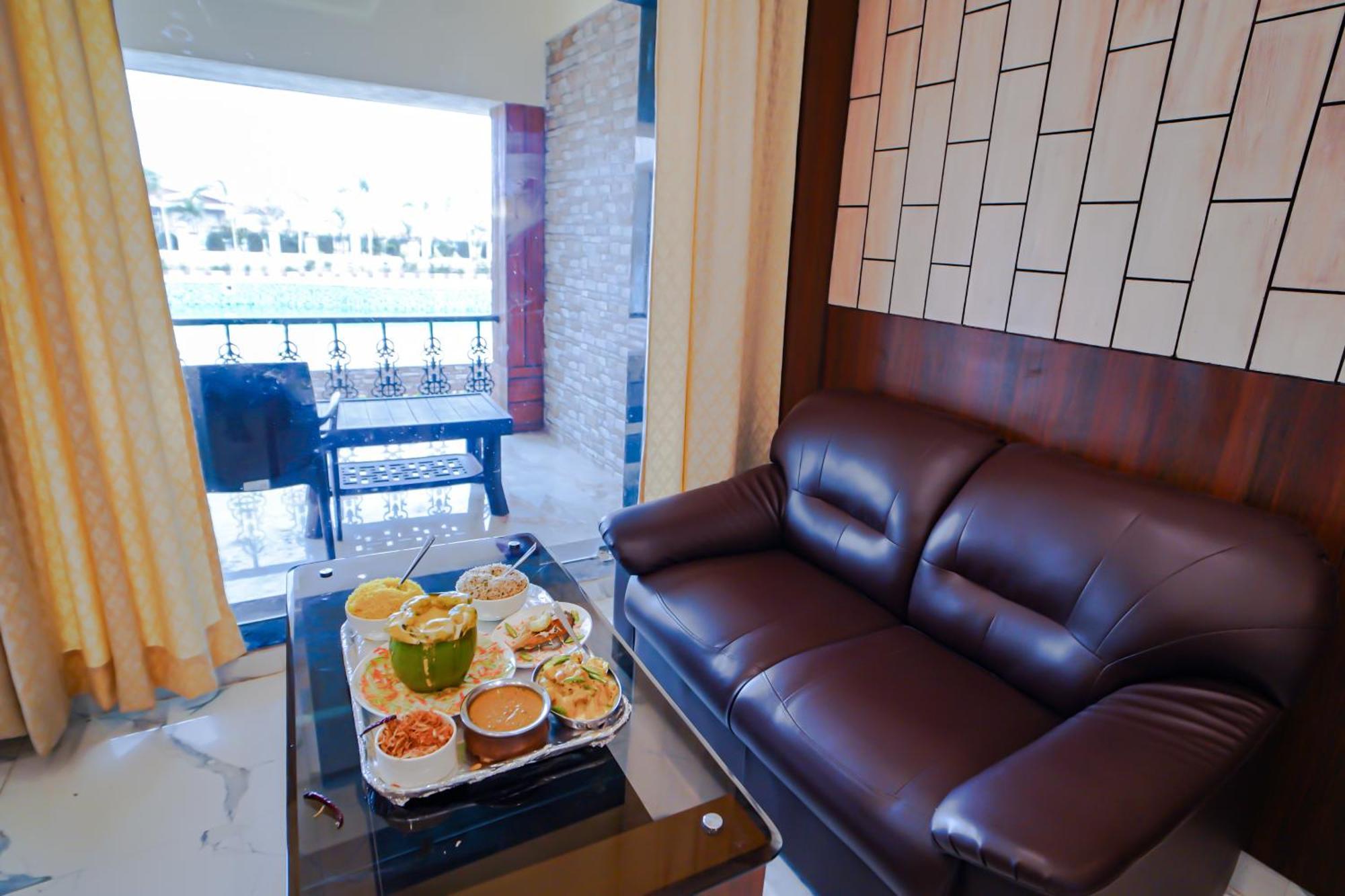 Prasant On Beach Resort !! Lift - Wifi -Restaurant-Parking Facilities-Newly Decorated Room !! Mandarmani Luaran gambar