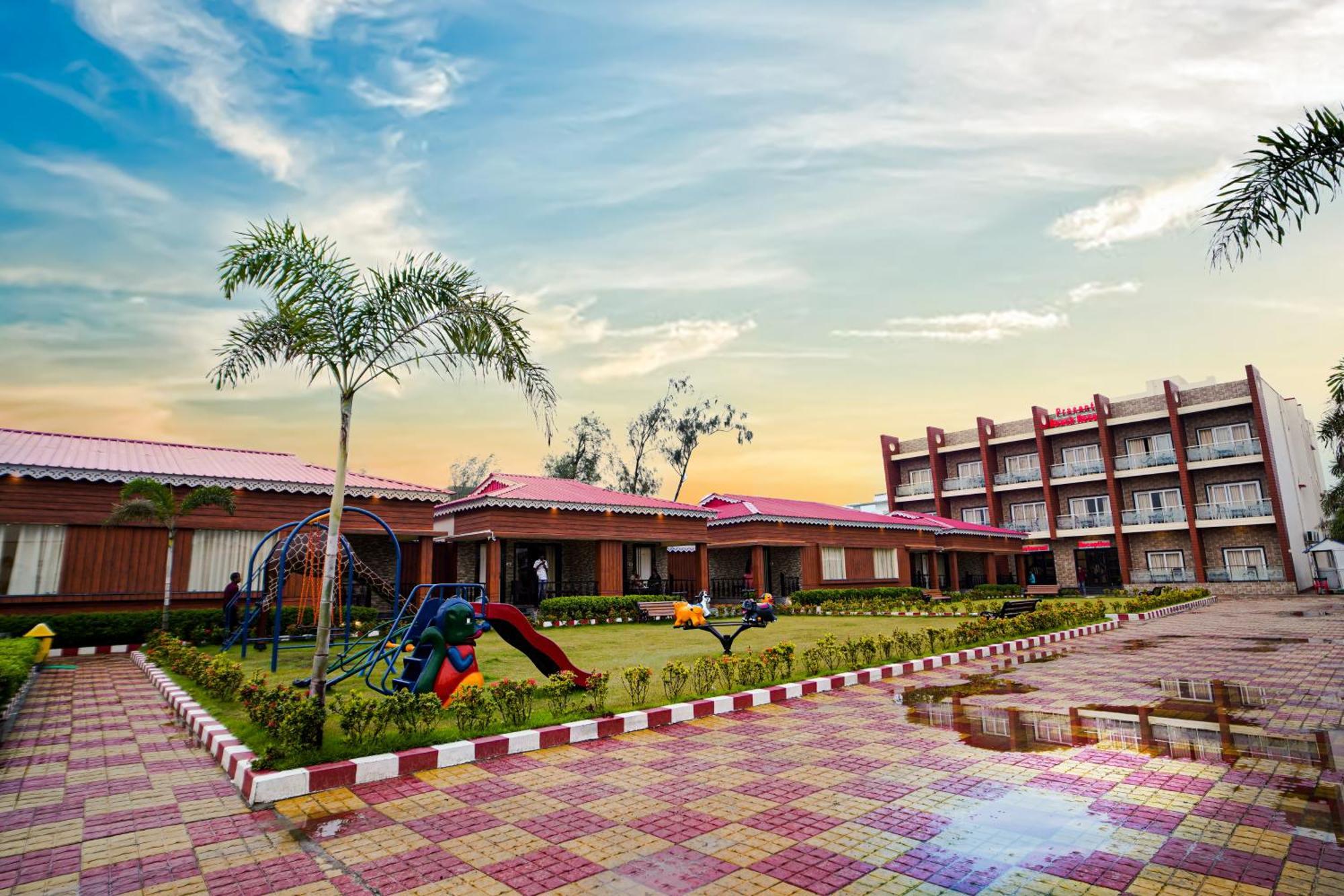 Prasant On Beach Resort !! Lift - Wifi -Restaurant-Parking Facilities-Newly Decorated Room !! Mandarmani Luaran gambar
